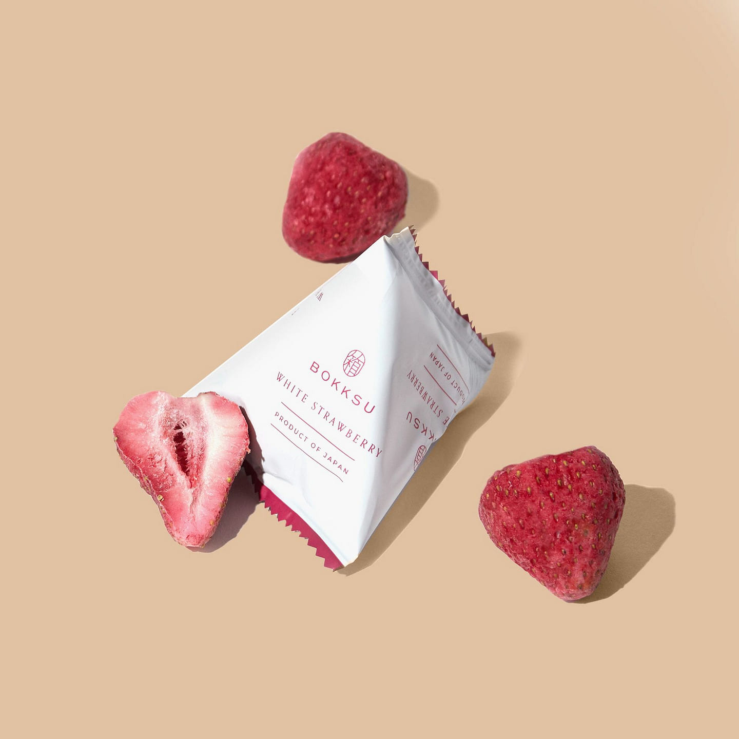Bokksu White Chocolate Strawberry (12 Pieces) 1 each