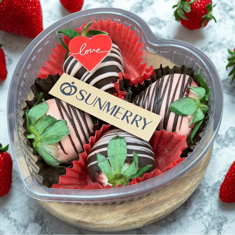 Valentine's Chocolate Love Strawbeery 1 box