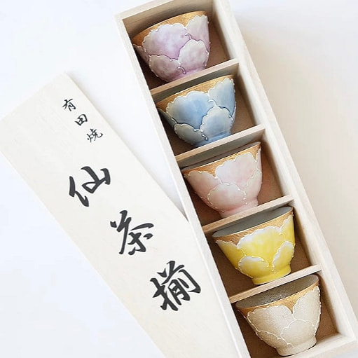 Arita ware 5pcs Peony Tea Cups(Wooden Box)