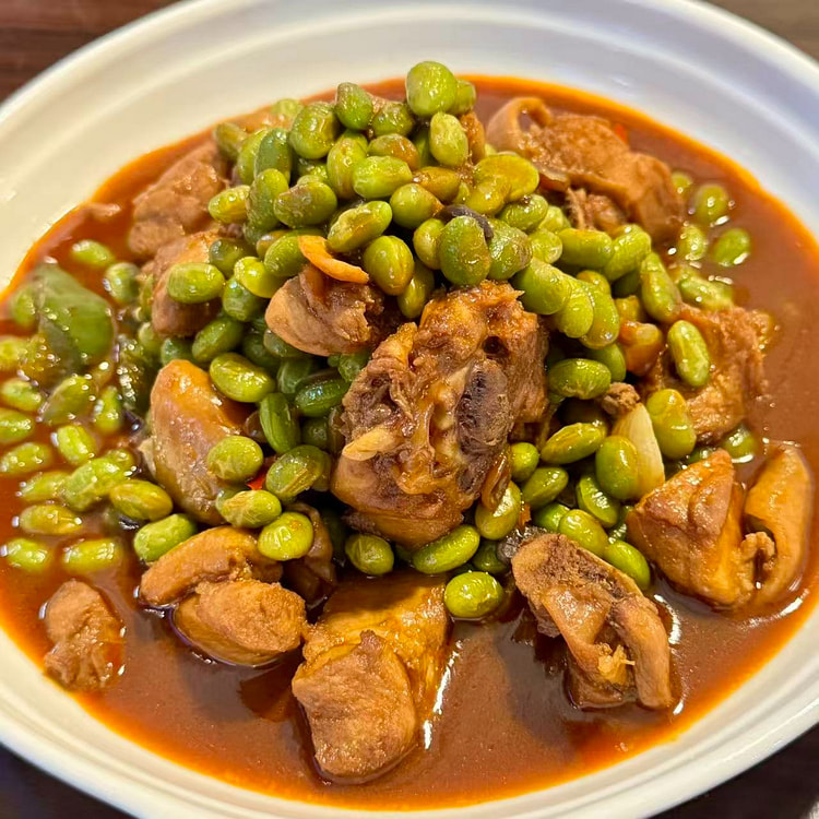 Braised Chicken with Edamame 1lb 1 each