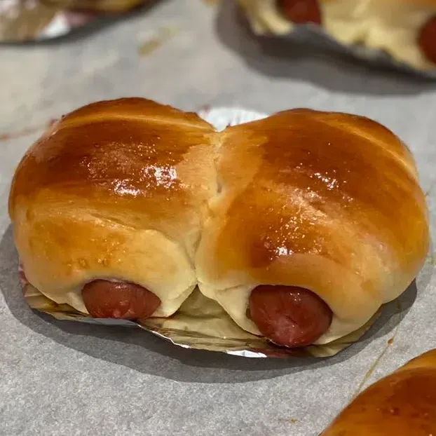 Kee Wah Hot Dog Bun 1 count