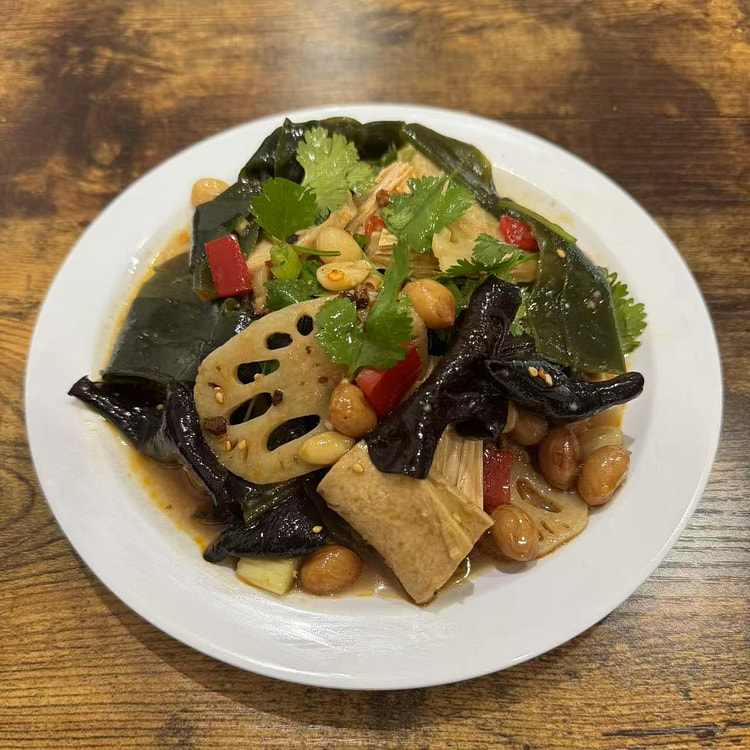 Assorted Cold Vegetables with Chili-Garlic Dressin