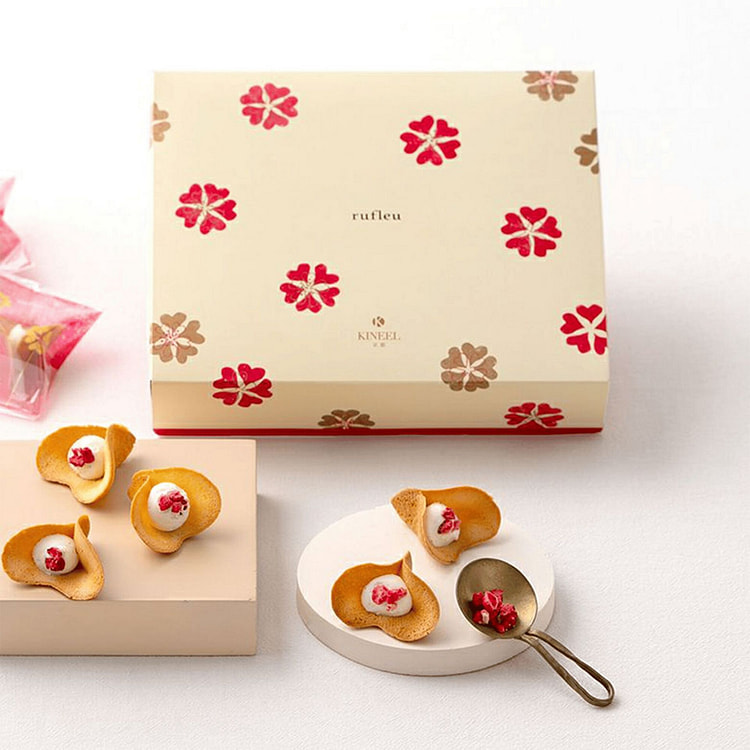 京果子 花朵奶油饼干 香草味 8枚 1 份