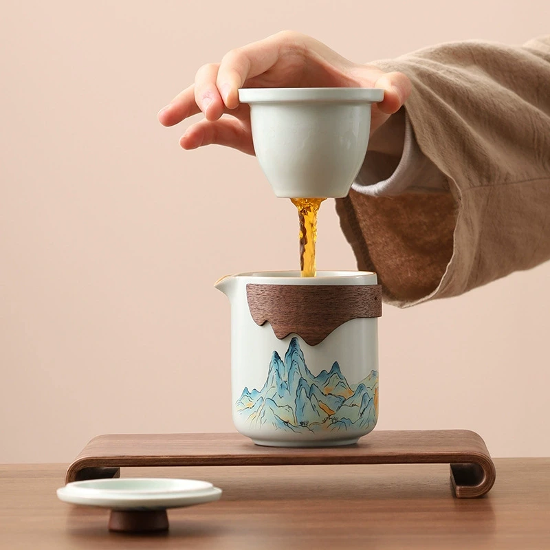 茶箱一式　器据 DealShaker: 智能AI控制茶几音响