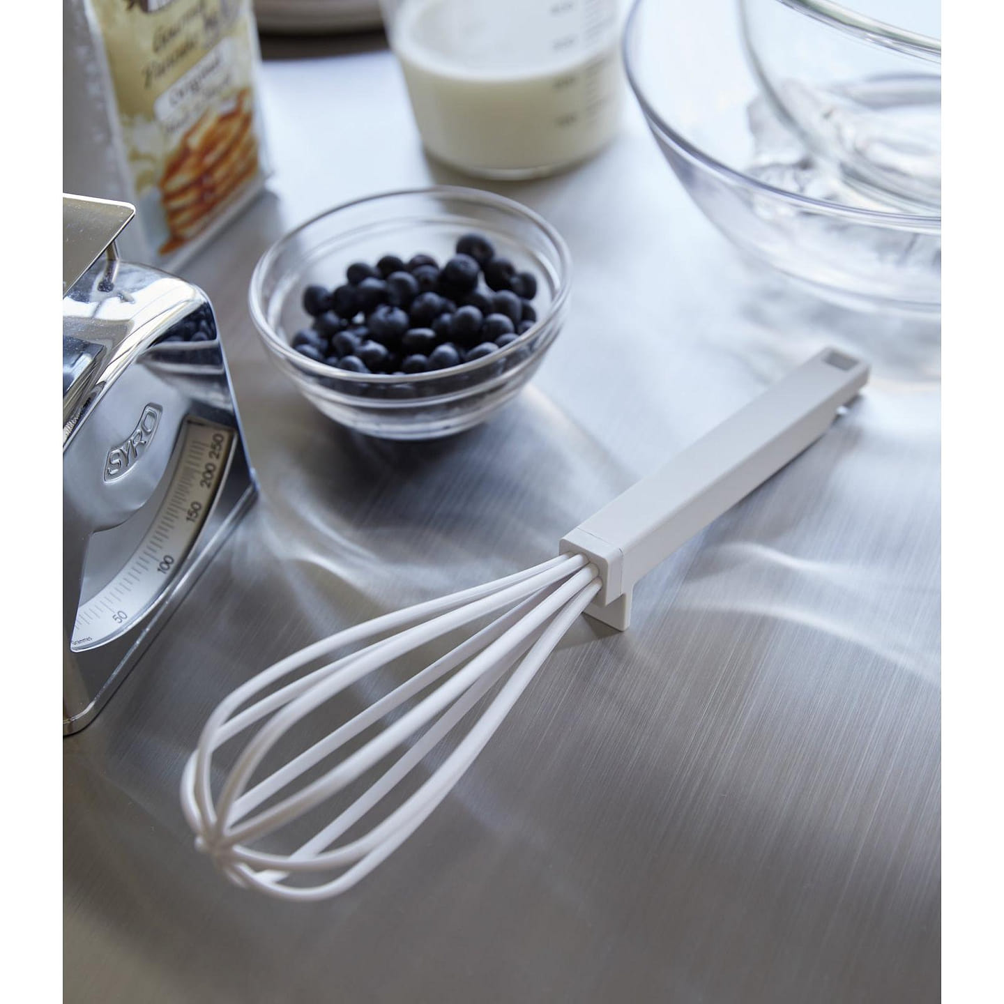 Floating Whisk – Silicone + Nylon White 1 each