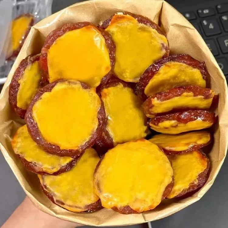 芝士炭烤猪肉脯靖江风味芝士披萨蛋白质小肉堡