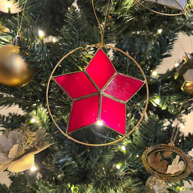 Capiz Star Ornaments 4" Dia. - All Red 4 count