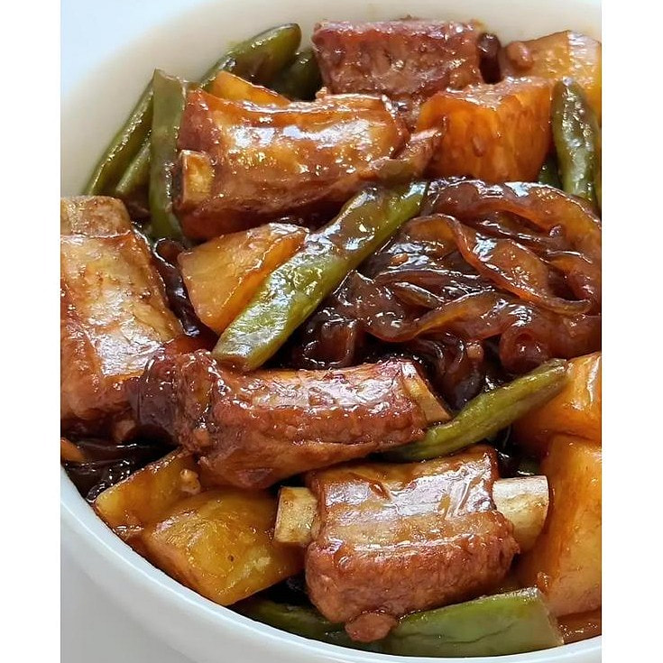 红烧排骨 (配炖土豆) 400 克