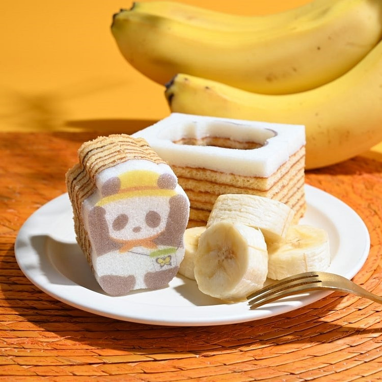 Katanukiya Panda Baumkuchen Banana flavor 1pcs