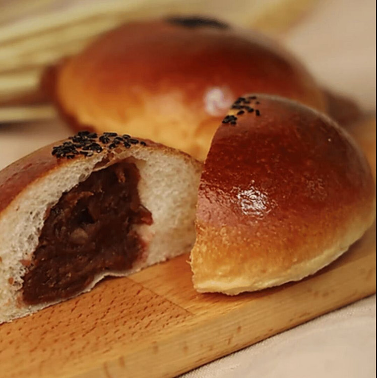 Sunmerry Red Bean Bun
