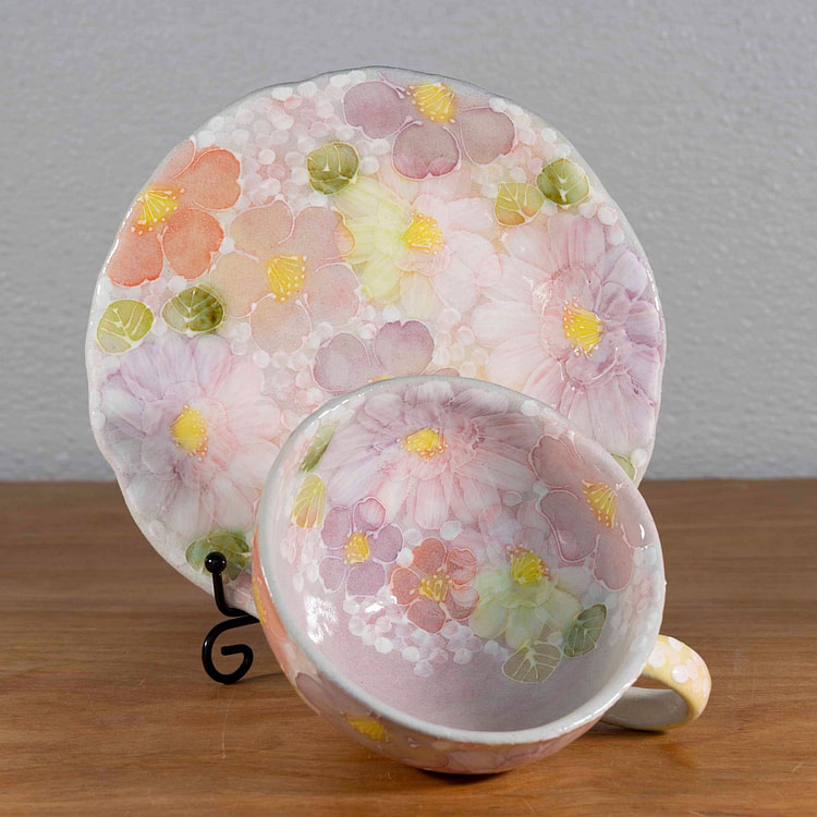 Yuzuriha Flower coffee cup set Safflower Pattern (Gift Box)