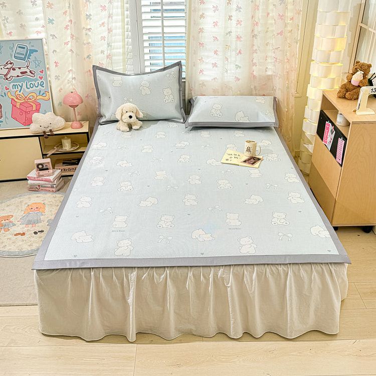 Cool Mat Set Fuzzy Pals Queen Size