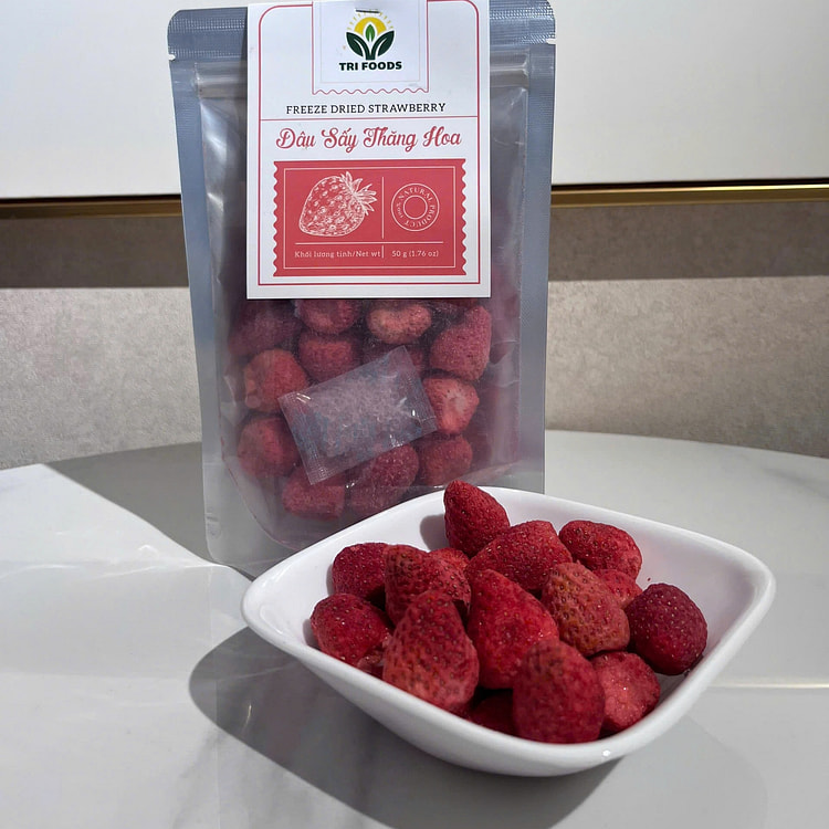 FREEZED DRIED STRAWBERRY 12 pack