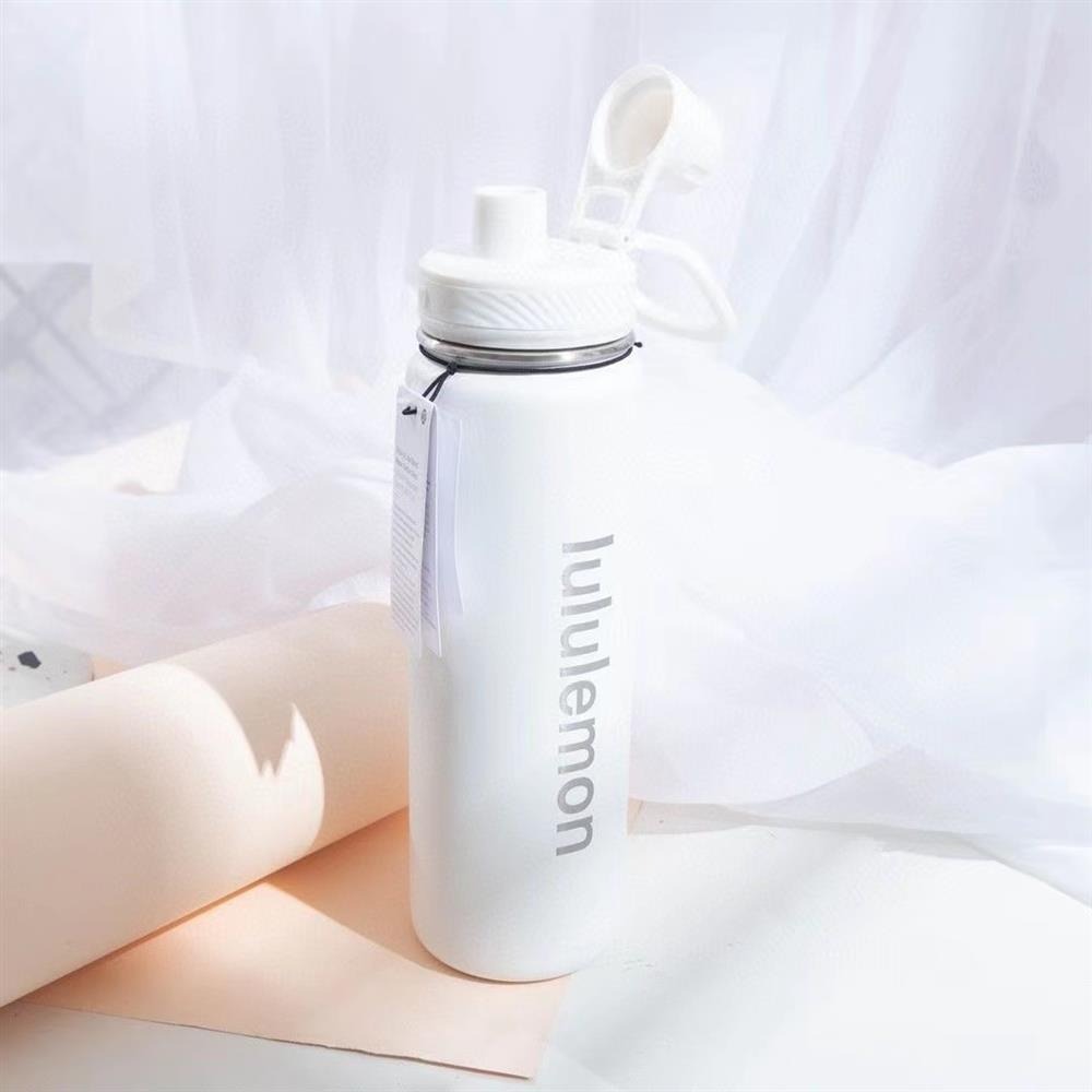 Lululemon Back To Life Water Bottle Sport 24Oz 710ml Insulated