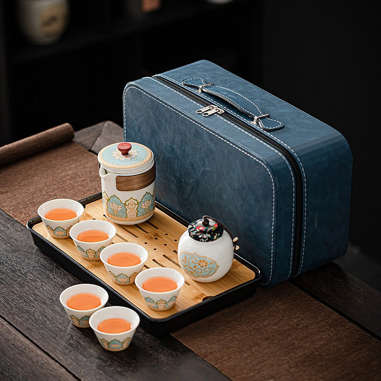 Classic White Tea Set: 1 Teapot + 6 Cups 1 each