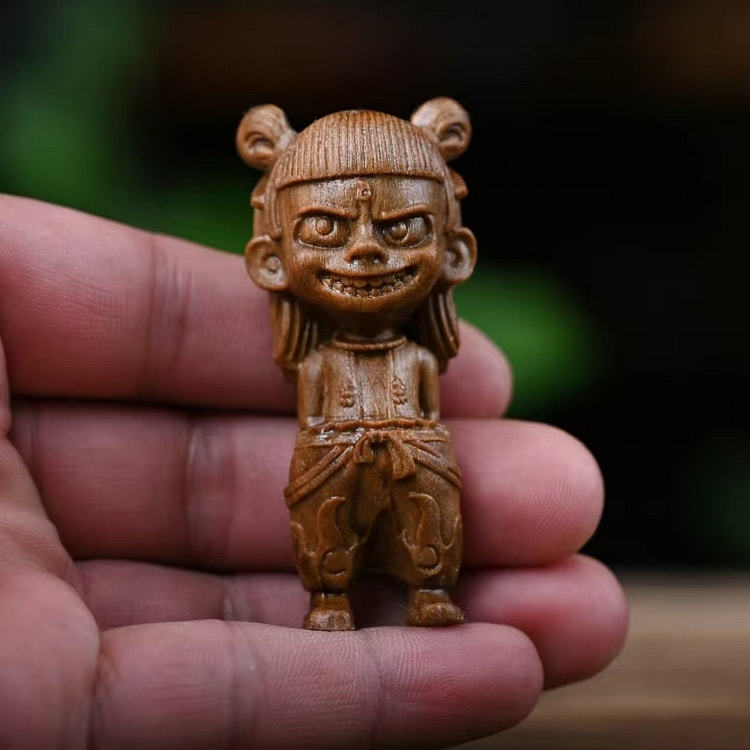精雕绿檀木哪吒1