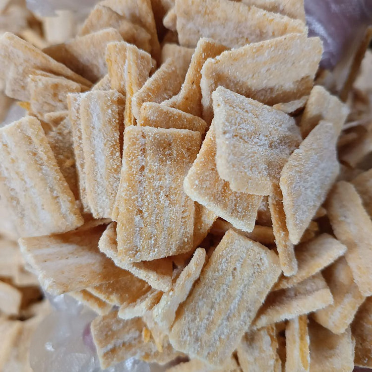 Butter-flavored crispy rice crackers 500 g