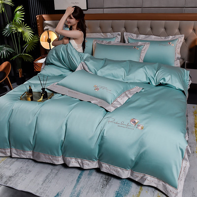 Cotton Duvet Cover and Sheet Four-Piece Set Blue Twin Size 2500 g