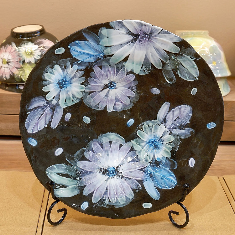 日本 濑户烧 风花24cm大盘（礼盒装）- 黑色 1 个