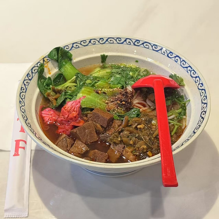 Signature Huaxi Beef Rice Noodle (Sour&Spicy Soup)