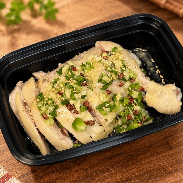 Hong Kong-Style Ginger Scallion Chicken 300 g