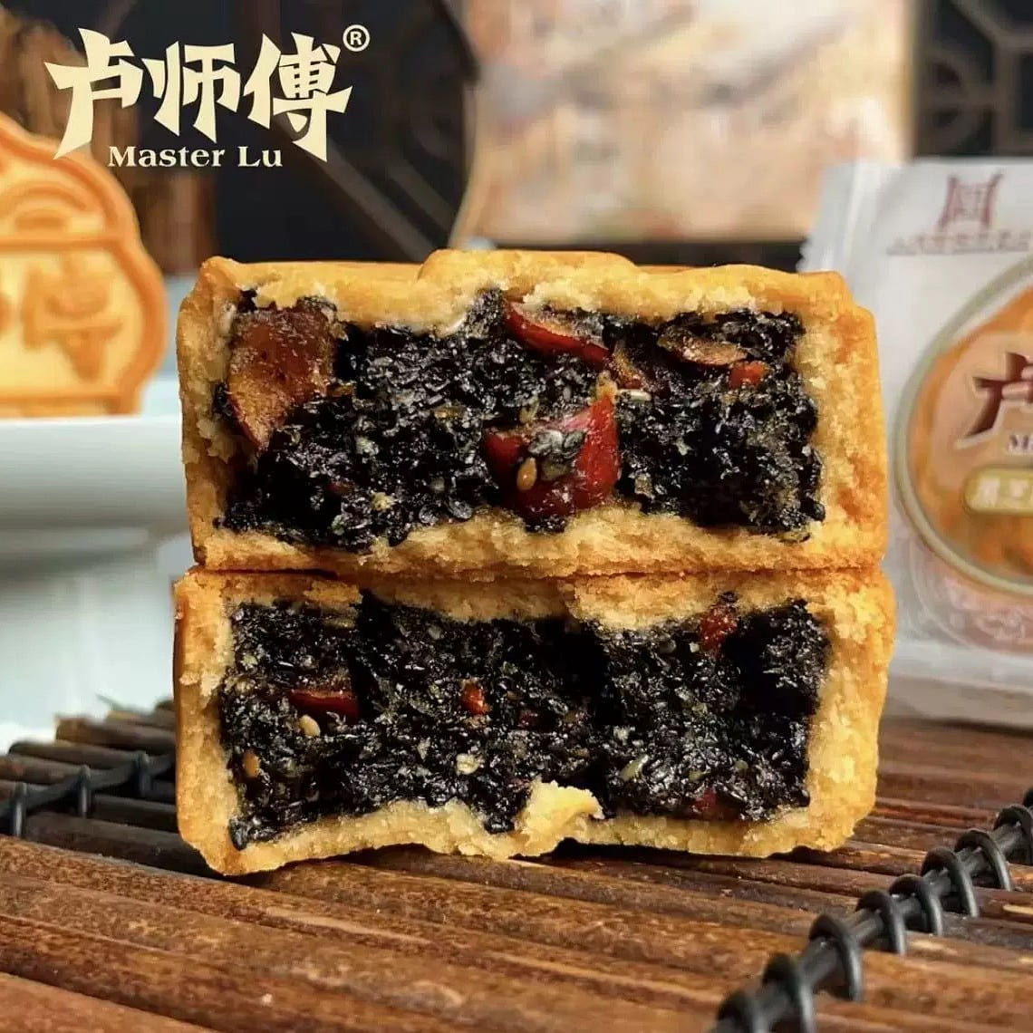 black zhima mooncake 38 g