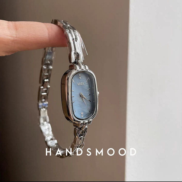 小众高级感珍珠光泽女表 · 银色气质款 1 个