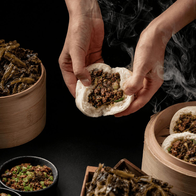 Sprouts With Braised Pork Bun 4 count