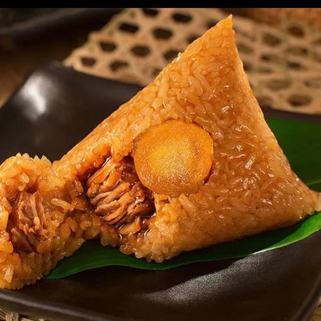 Salty Yolk Rice Dumpling 1.2-1.4lb 2 カウント