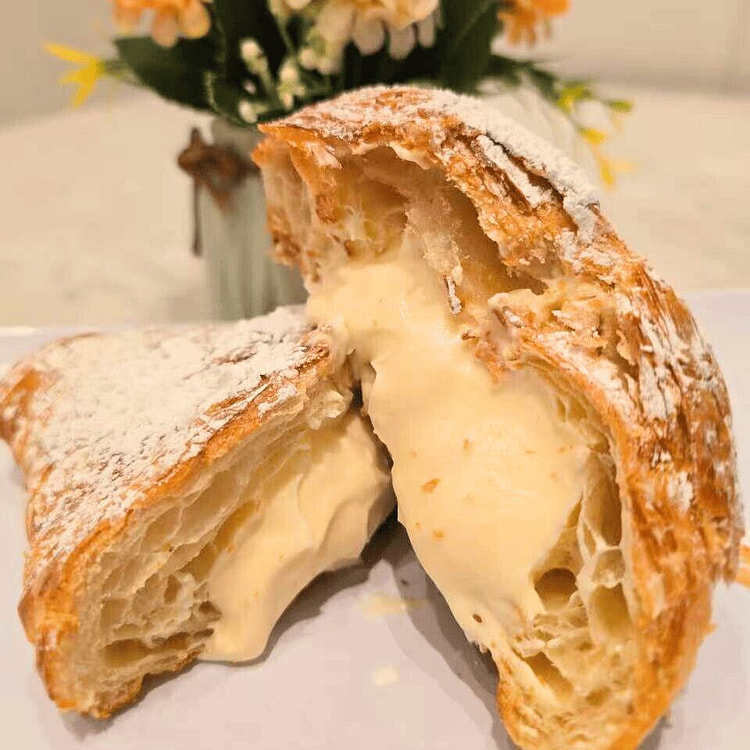Chantilly Croissant 140 g