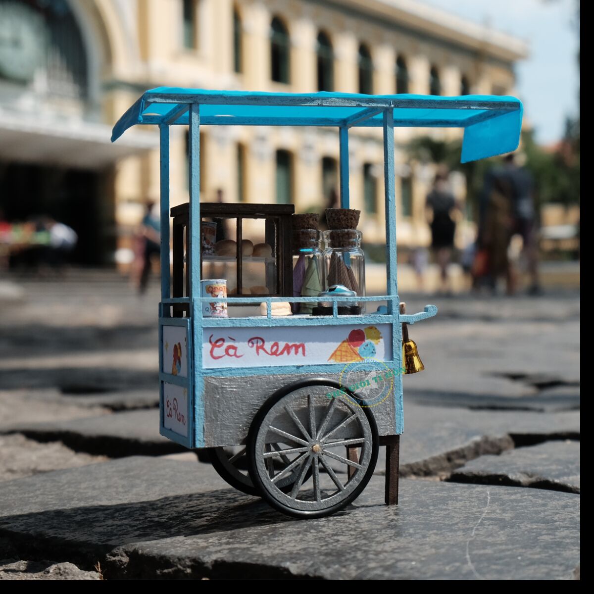 SAIGON Ice Cream Street Cart DIY Kit 1 box