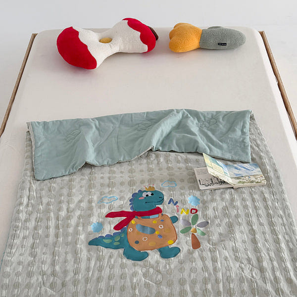Cuddle Crew Kid Duvet Sage Dino150x200cm 1200g 2000 g