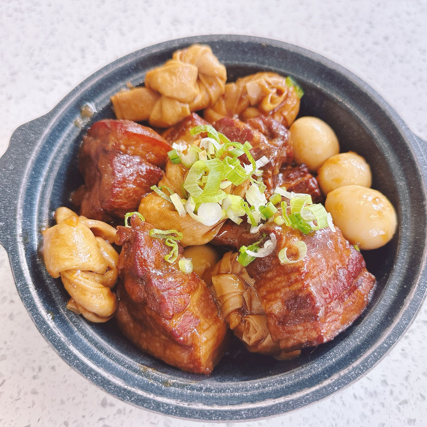 Braised Pork with Tofu Knots 300g 1 pack
