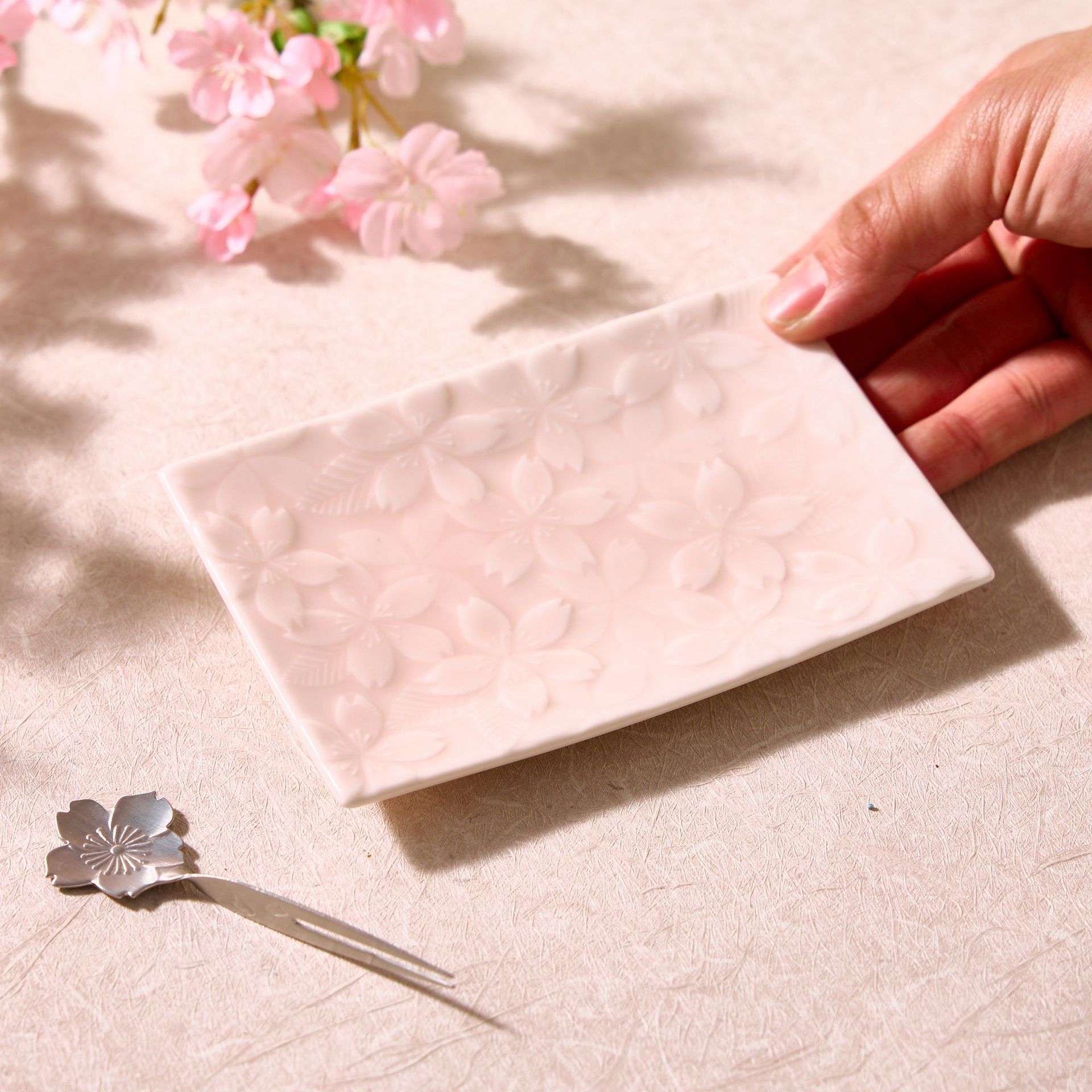 Miyama Embossed Sakura Plate 221 그램