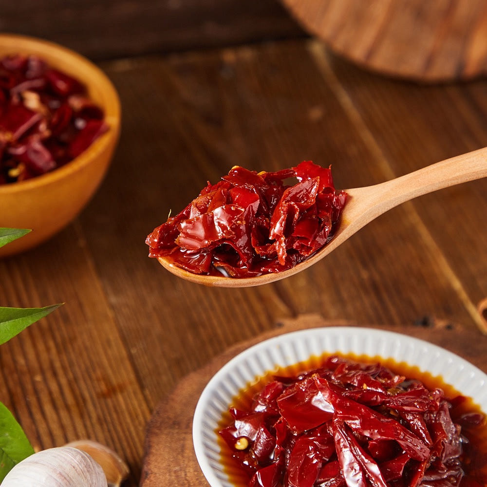 Xinjiang spicy skin 200g*1 bottle 200 g