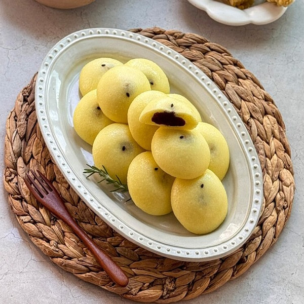 Limanwol Corn-Flavored Soft Rice Cake