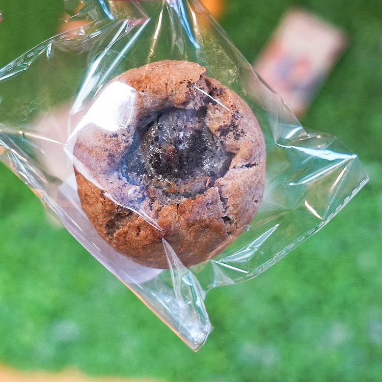 Cocoa Oreo Cream Cheese Scone