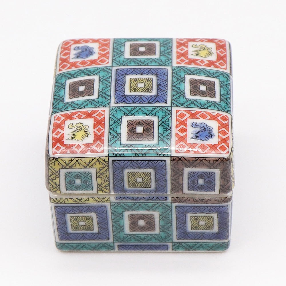 Kutani Ware Handmade Small Box (Tile, 2.12 x 1.77) Made in Japan 1 each