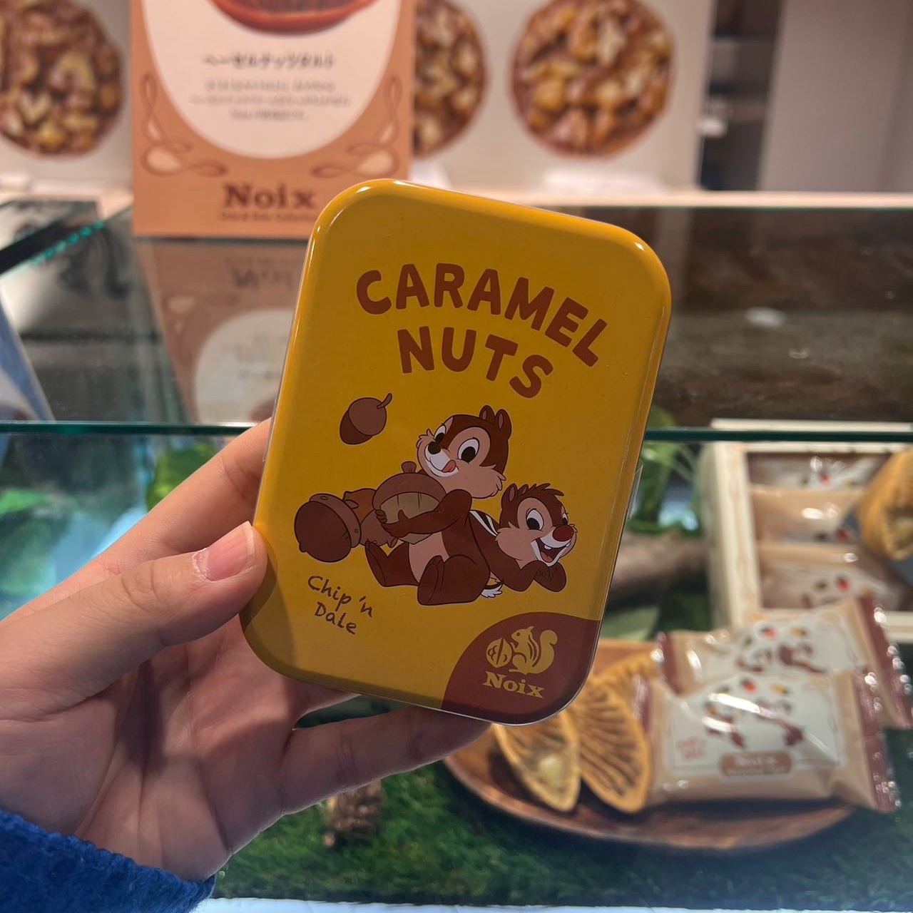 日本直送」NOIXxディズニー キャラメルナッツ 50g缶入り - Weee!