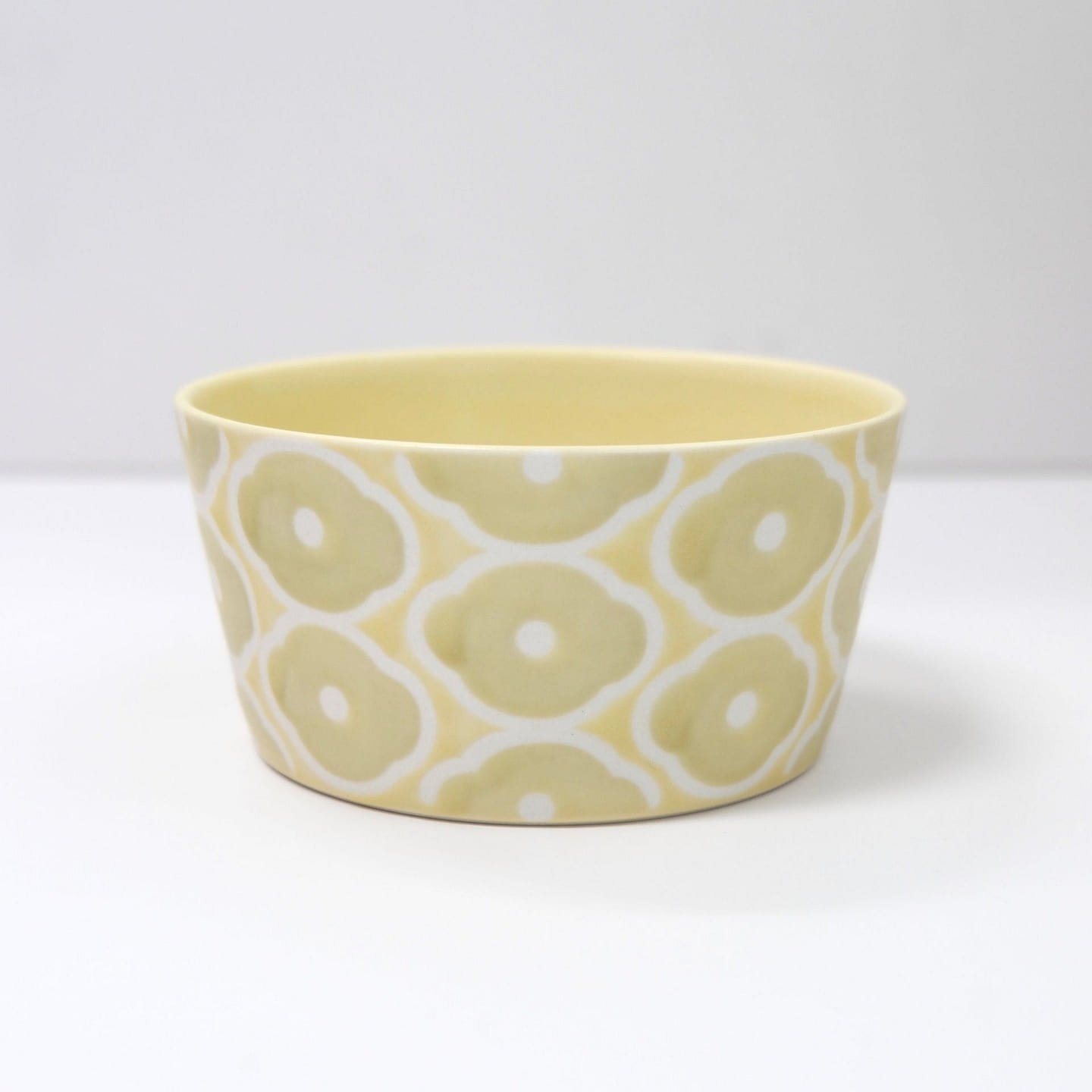 Tobe ware Pink/Yellow Series – Yellow Salad Bowl 1 count