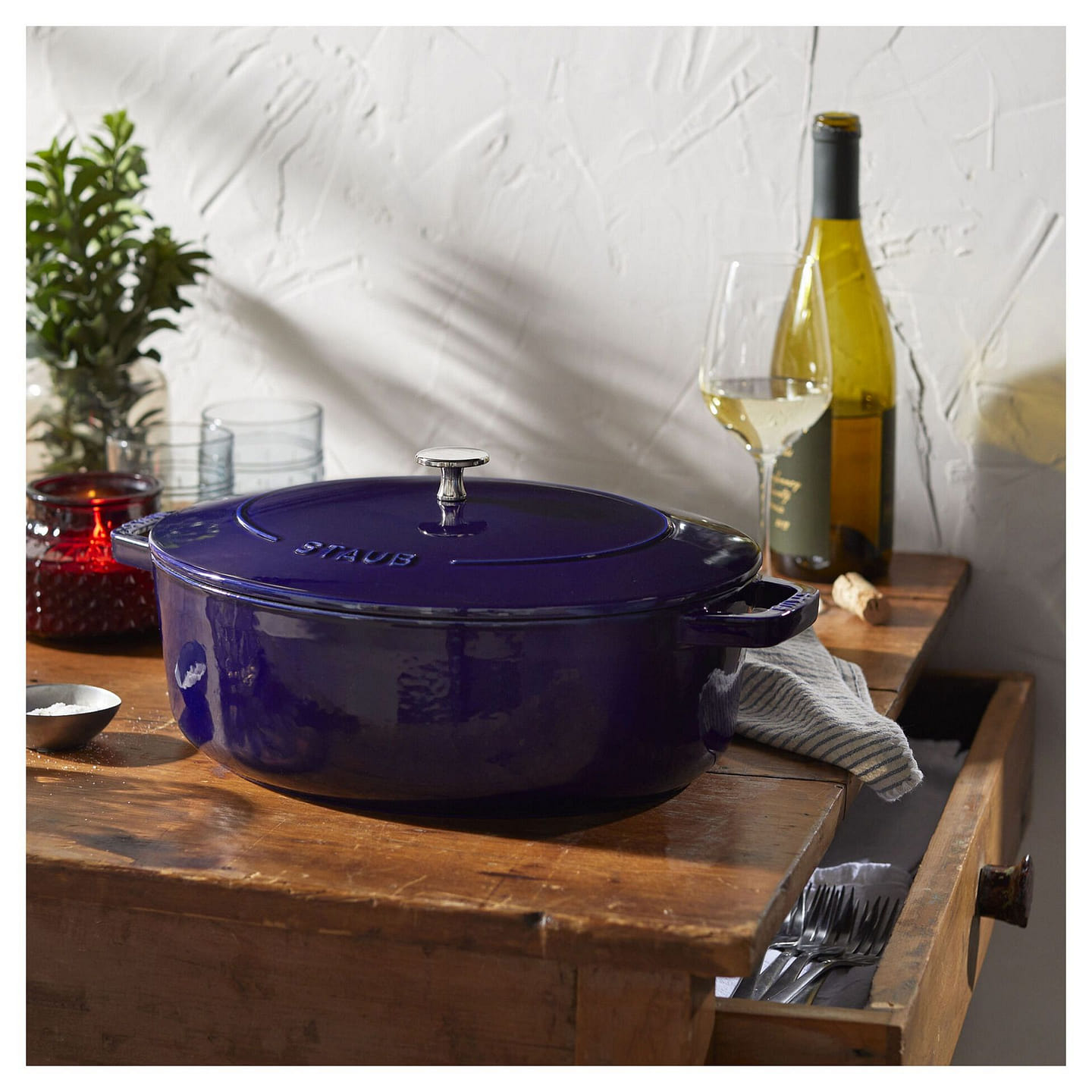 Staub Cast Iron Dutch Oven 6.25-qt / Dark Blue 1 each
