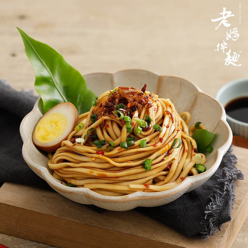 Mom’s Dry Noodle – Sour & Spicy Flavor 134g 1 each