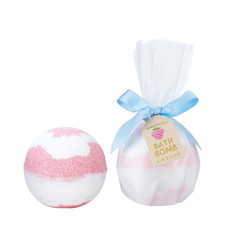 Fruit no Mori Strawberry Milk Bath Ball 150g 1 each
