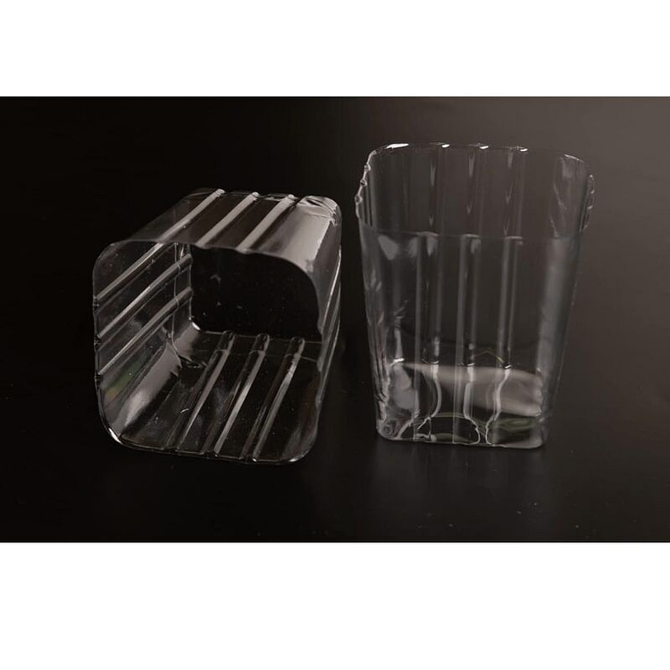 适用于5英寸方形盒子（4.5x4.5）的塑料内衬 12 个