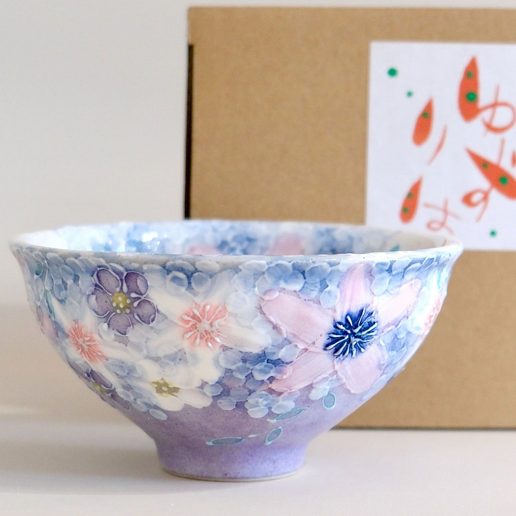 Yuzuriha Rice Bowl Purple Flower (Gift Box)