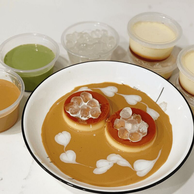 Caramel pudding w. coffee sauce + boba (4pcs) 3 count