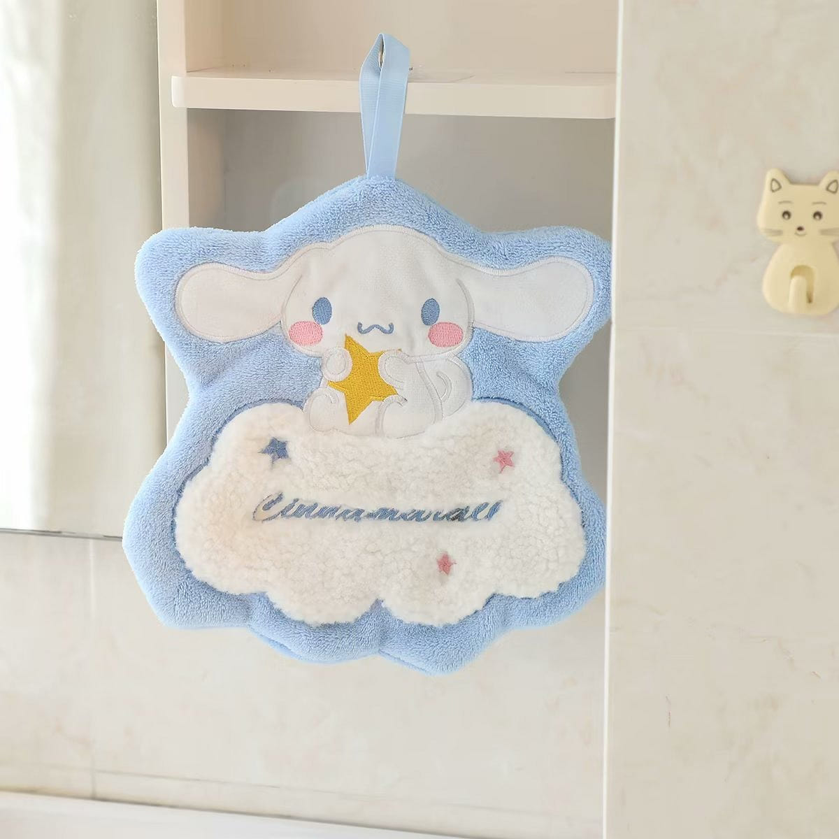 Soft Coral Velvet Hanging Hand Towel/Absorbent Towel – Cinnamoroll 1 each