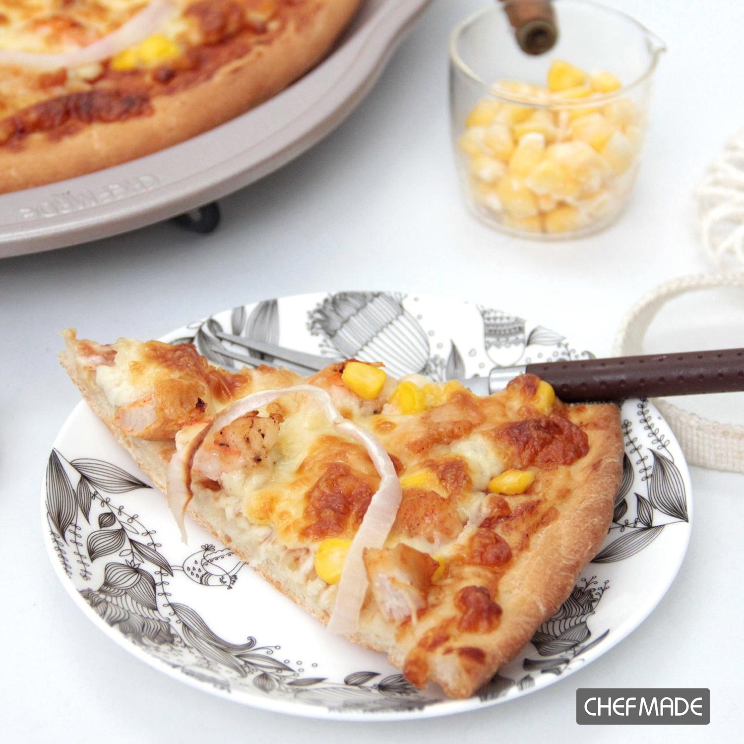 CHEFMADE Pizza pan, 14 Inch with Holes Non-Stick Pizza Crisper Pan