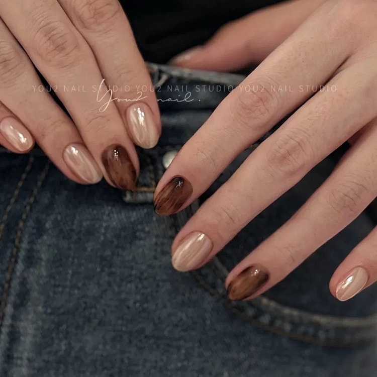 Amber Glass Effect Cat Eye Short Press-On Nails 1 count