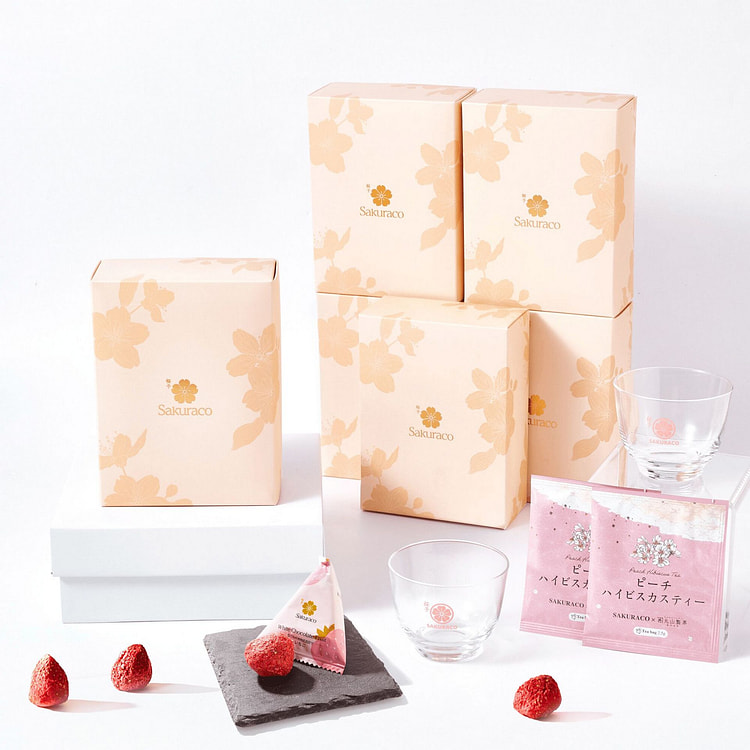 Sakuraco White Chocolate Fruit - Strawberry: 6...
